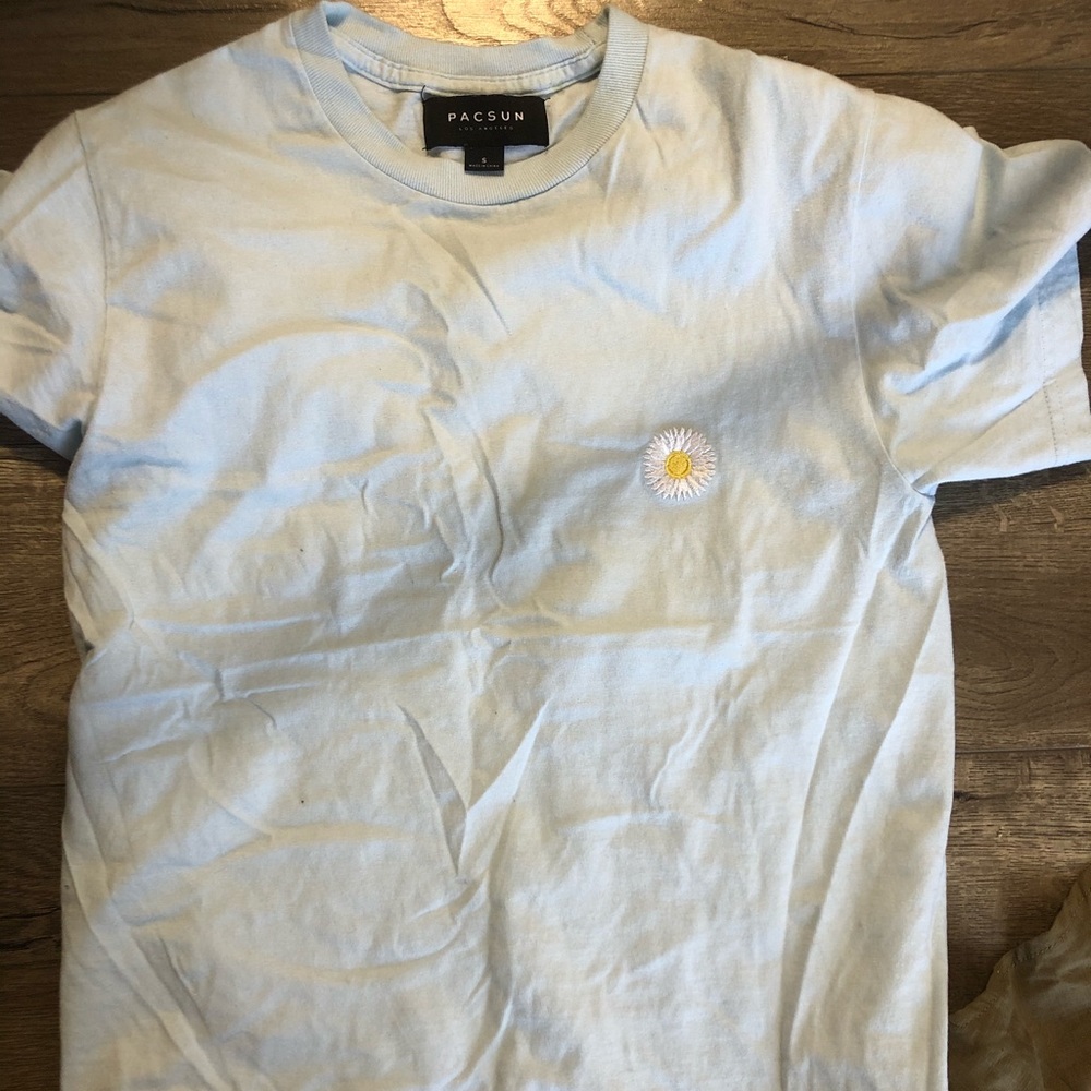 Short sleeve shirt